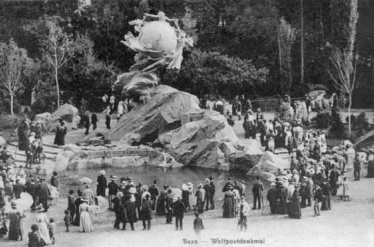 Bern - Das Weltpostdenkmal im Park der Kleinen Schanze um 1910